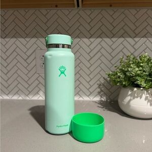 Limited Edition 40oz Hydro Flask